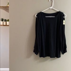 Black loft top, blousy, split sleeves, tags on